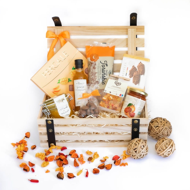 Kosz prezentowy z herbatą Hela